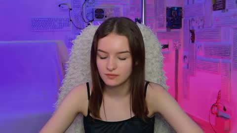 KellieBanshe online show from June 11, 8:12 am