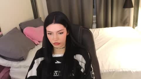 Kelly online show from May 16, 6:21 am