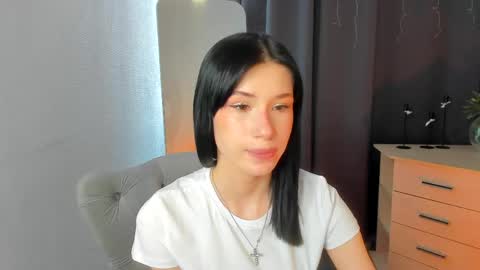 Kelly online show from May 10, 9:37 am