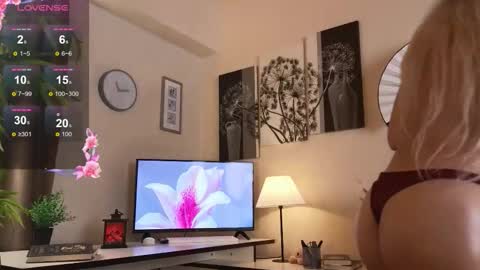 Elsa online show from October 4, 11:08 am