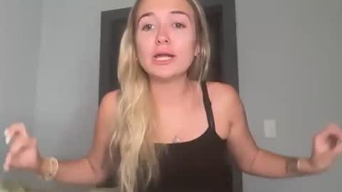 Kelsey Blu online show from May 17, 12:09 am