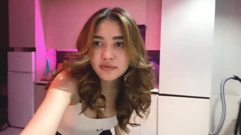 Luna online show from April 16, 9:39 pm