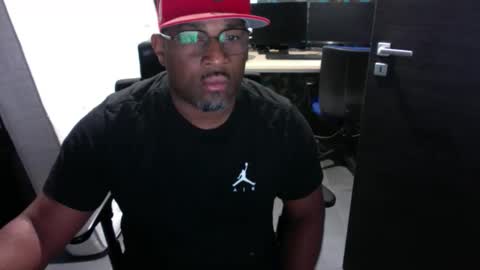 ken3897 online show from May 6, 12:11 pm