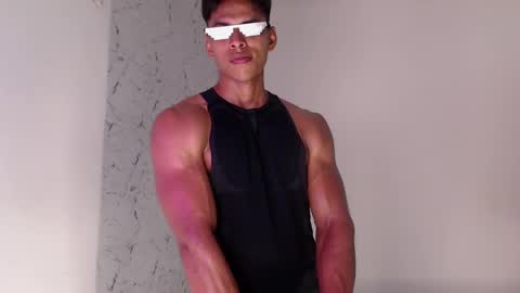 ken__owensx online show from April 10, 7:35 am