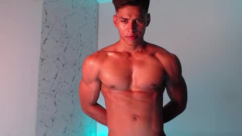 ken__owensx online show from May 19, 6:59 pm