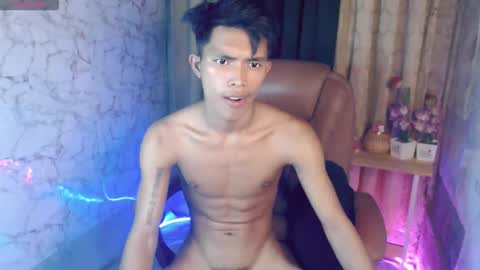 ken_minjun online show from April 13, 2:10 pm