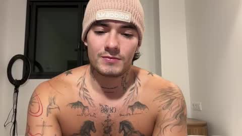 luis carlos esteban online show from November 2, 4:51 pm