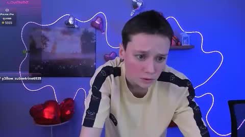 Sweet Kendal online show from February 17, 9:52 am