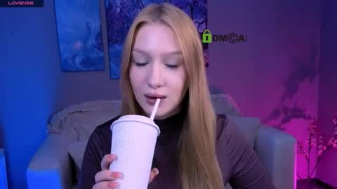 Kendal online show from November 26, 9:22 pm