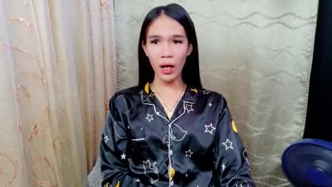 Kendall  online show from November 25, 4:22 am