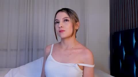 Kendal online show from December 16, 5:03 am