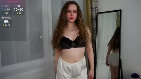 Kira online show from November 9, 7:38 pm