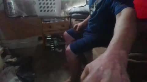 Snapshot of kenneth69h chatting on December 30, 7:32 pm kenneth69h online show from December 30, 7:32 pm