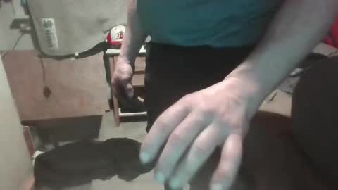 Snapshot of kenneth69h chatting on December 31, 3:53 pm kenneth69h online show from December 31, 3:53 pm