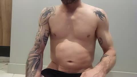 kenw34 online show from February 1, 7:34 pm