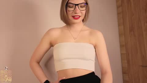 Lisa online show from March 19, 8:47 pm