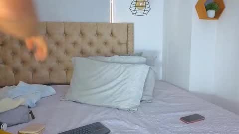 Snapshot of keryhillson chatting on October 22, 11:56 am Kery Hillson online show from October 22, 11:56 am