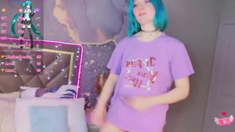 kettiejones online show from April 18, 3:36 pm