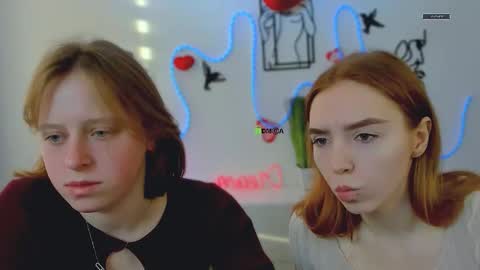 keuli_li online show from February 21, 6:38 am