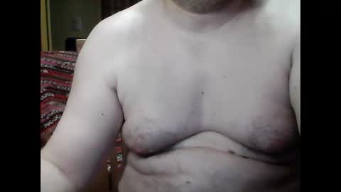 Snapshot of kevin803908 chatting on October 22, 8:32 pm kevin803908 online show from October 22, 8:32 pm