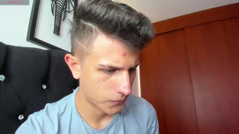 Kevin Ahs online show from November 27, 9:22 pm