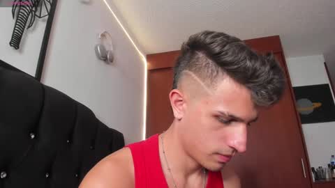 Kevin Ahs online show from November 21, 10:19 pm