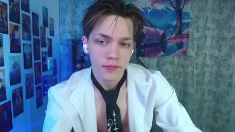Kevin online show from May 13, 4:00 am