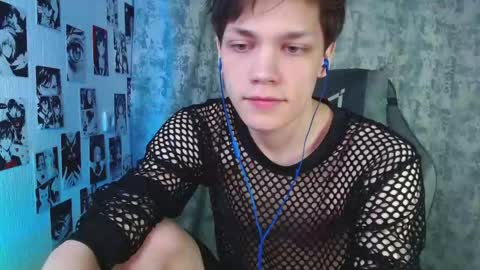 Kevin online show from October 31, 4:24 am