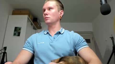 Kev online show from October 19, 1:27 pm