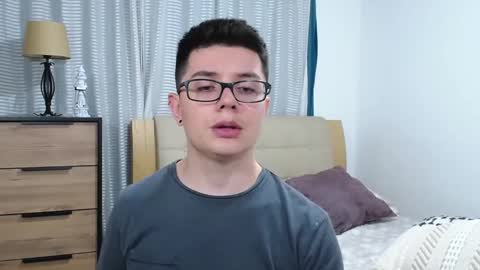 Kevin online show from May 28, 3:04 am