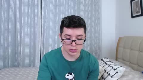 Kevin online show from February 19, 1:05 am