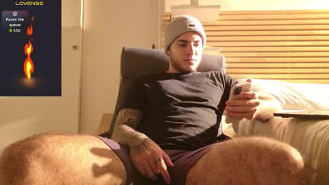 Kevin online show from November 8, 11:41 pm