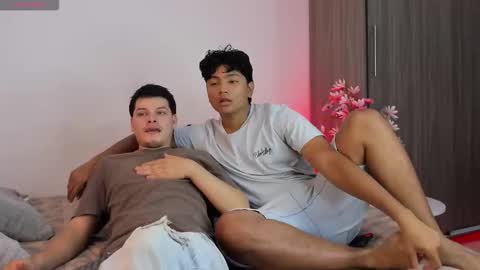 kevin and ottis online show from February 12, 11:08 pm