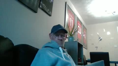 kevlooking4sez online show from September 13, 5:59 pm