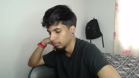 khevinlopezonig online show from September 29, 12:37 pm