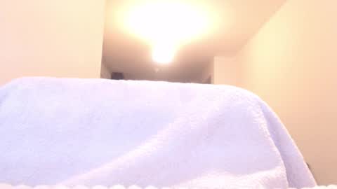 Khloe online show from October 2, 4:39 pm