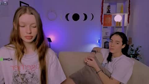 khloebeauty online show from March 13, 8:56 pm