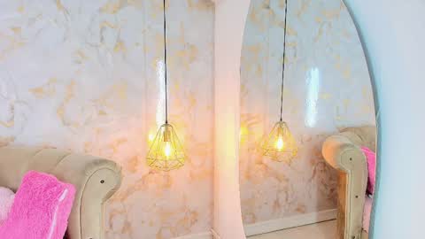 Khloe online show from April 1, 5:19 am