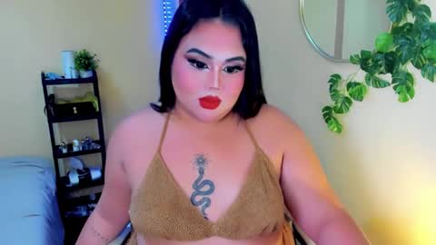 kiacum4u online show from February 25, 8:01 pm