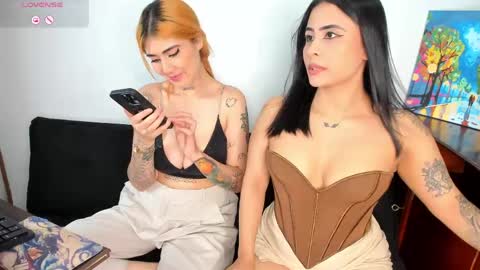 Evelyn online show from May 16, 2:08 am