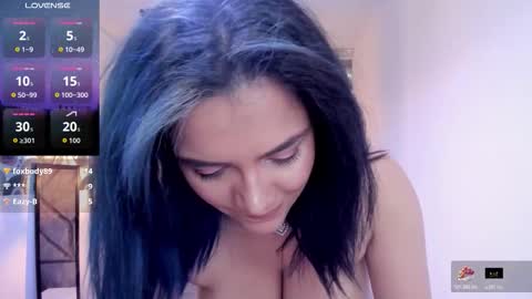 kiara Cruz online show from October 28, 8:10 pm