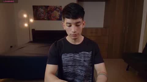 kikeruiz 19 online show from February 14, 2:47 am