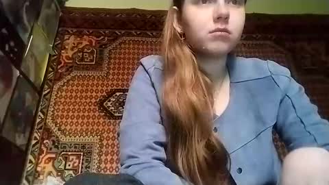 kikibang_ online show from December 1, 8:56 am