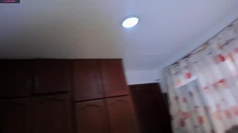 kiley_and_arnold online show from December 3, 5:46 pm