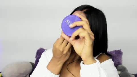 kim_mouth17 online show from April 4, 11:01 pm