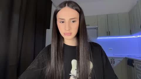 Kim Oberlin online show from February 28, 1:04 pm