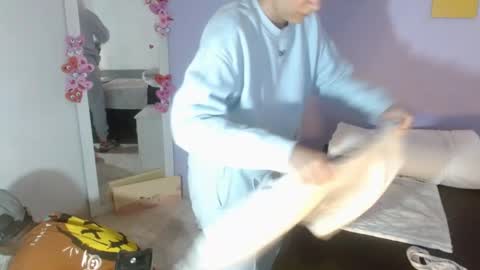 Kim  Yuk online show from February 16, 2:42 am