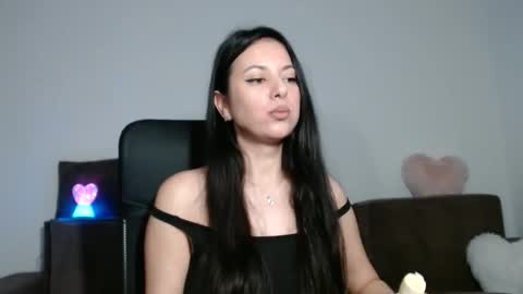 Kim online show from February 6, 7:12 am