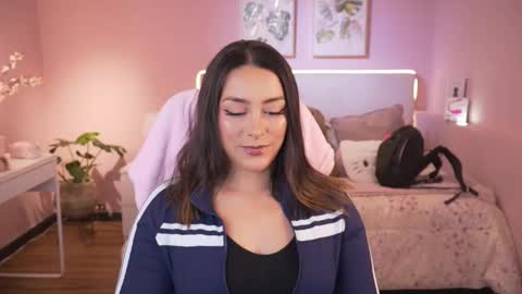 Kimberly 1200-1900 GMT-5 online show from February 15, 5:11 pm