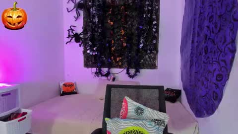 Snapshot of kimberly_thonson chatting on October 20, 10:59 pm kimberly_thonson online show from October 20, 10:59 pm
